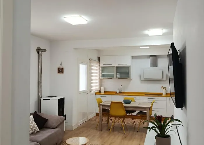 Casa Alvarino Marín